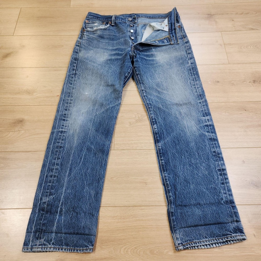 Levis 501 Jeans Mens 35x33 Blue Medium Wash Button Fly Straight Denim Casual